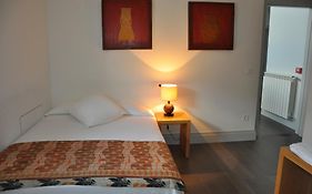 Emebed Posada